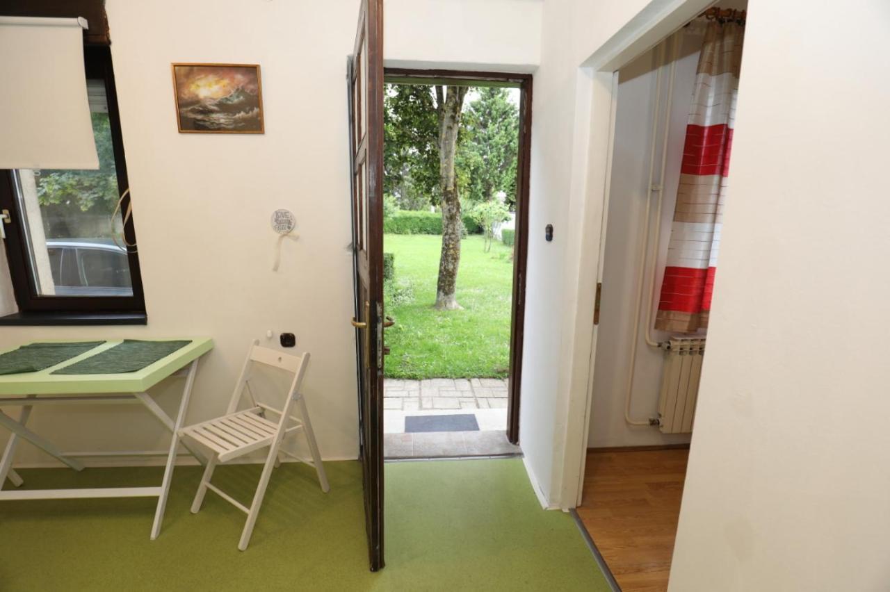 Maple Place Velika Gorica Exterior photo